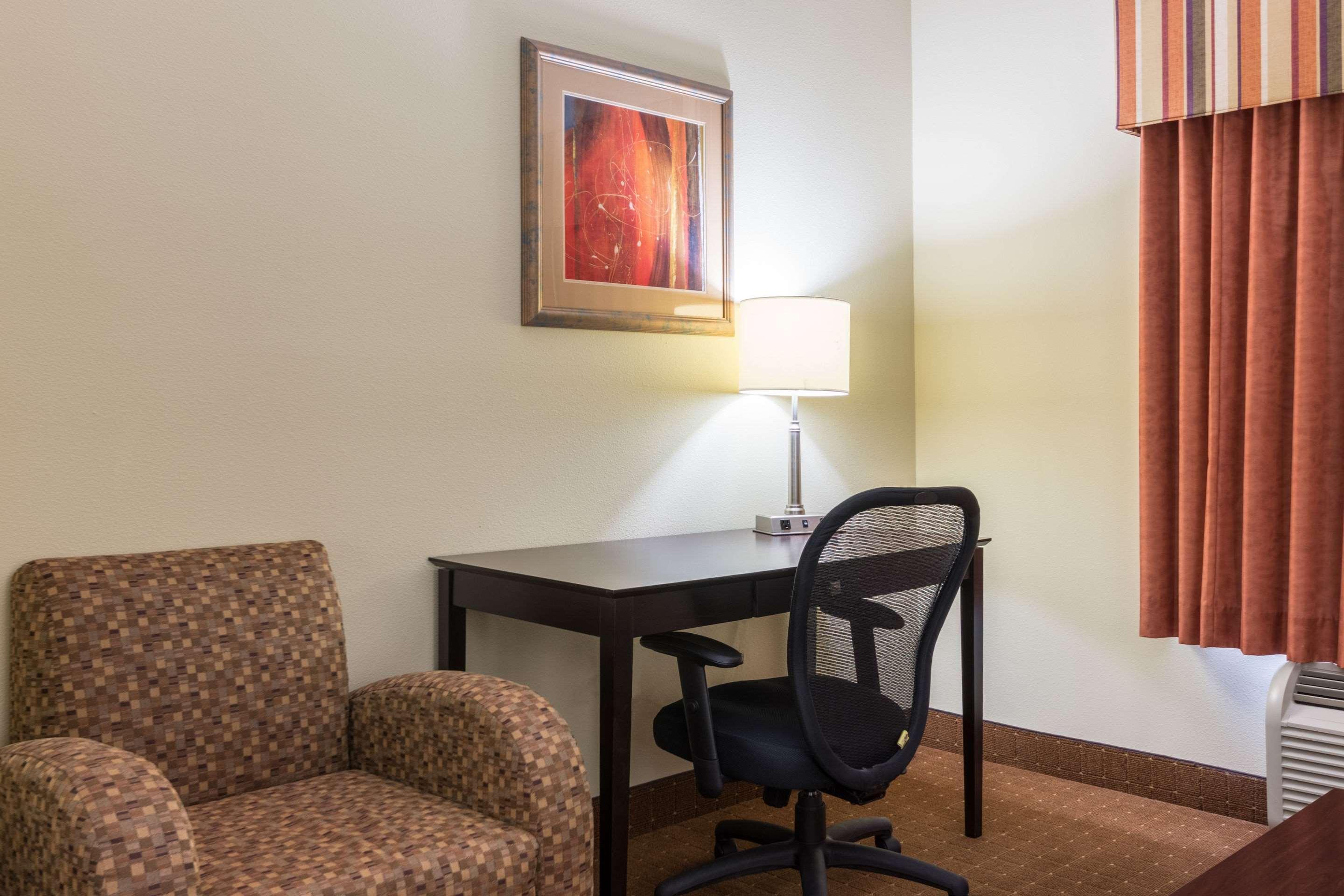 Comfort Inn & Suites Scott-West Lafayette Zewnętrze zdjęcie